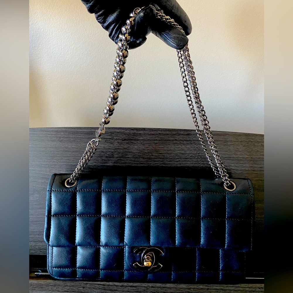 CHANEL Black Lambskin Chocolate Bar Multichain East West Flap Bag, Gunmetal HW